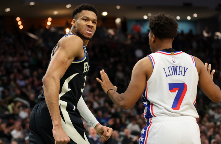 开云平台-雄鹿队主场力克76人，字母哥砍下30+10