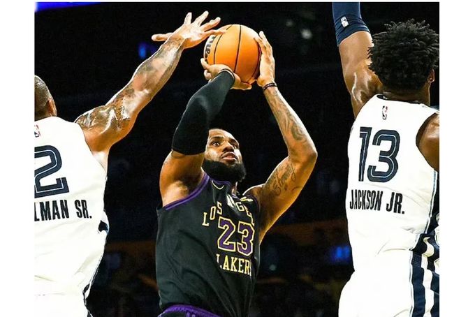 关于詹姆斯领军湖人大胜灰熊,狂揽15次助攻的信息 关于詹姆斯领军湖人大胜灰熊,狂揽15次助攻的信息