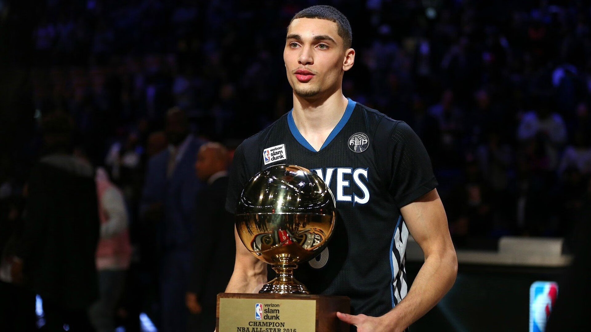 双星连锁爆发造就不可复制之战,范弗利特与老鹰的戏剧性转折