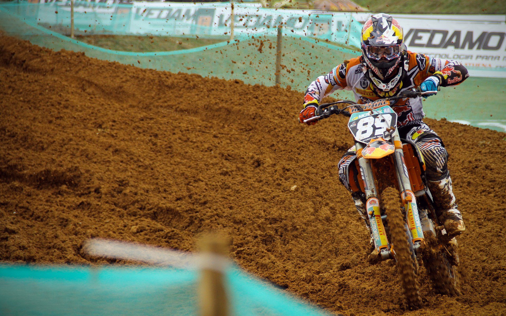 绿茵场的隐喻，当高位压迫遇上孙兴慜时刻